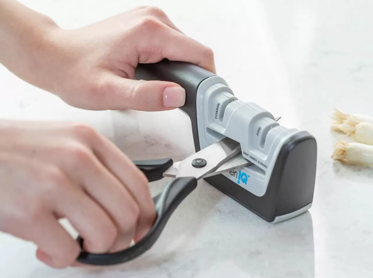 KitchenIQ Manuelle Schärfer<Diamond Pro 2-Stage Knife And Scissor Sharpener